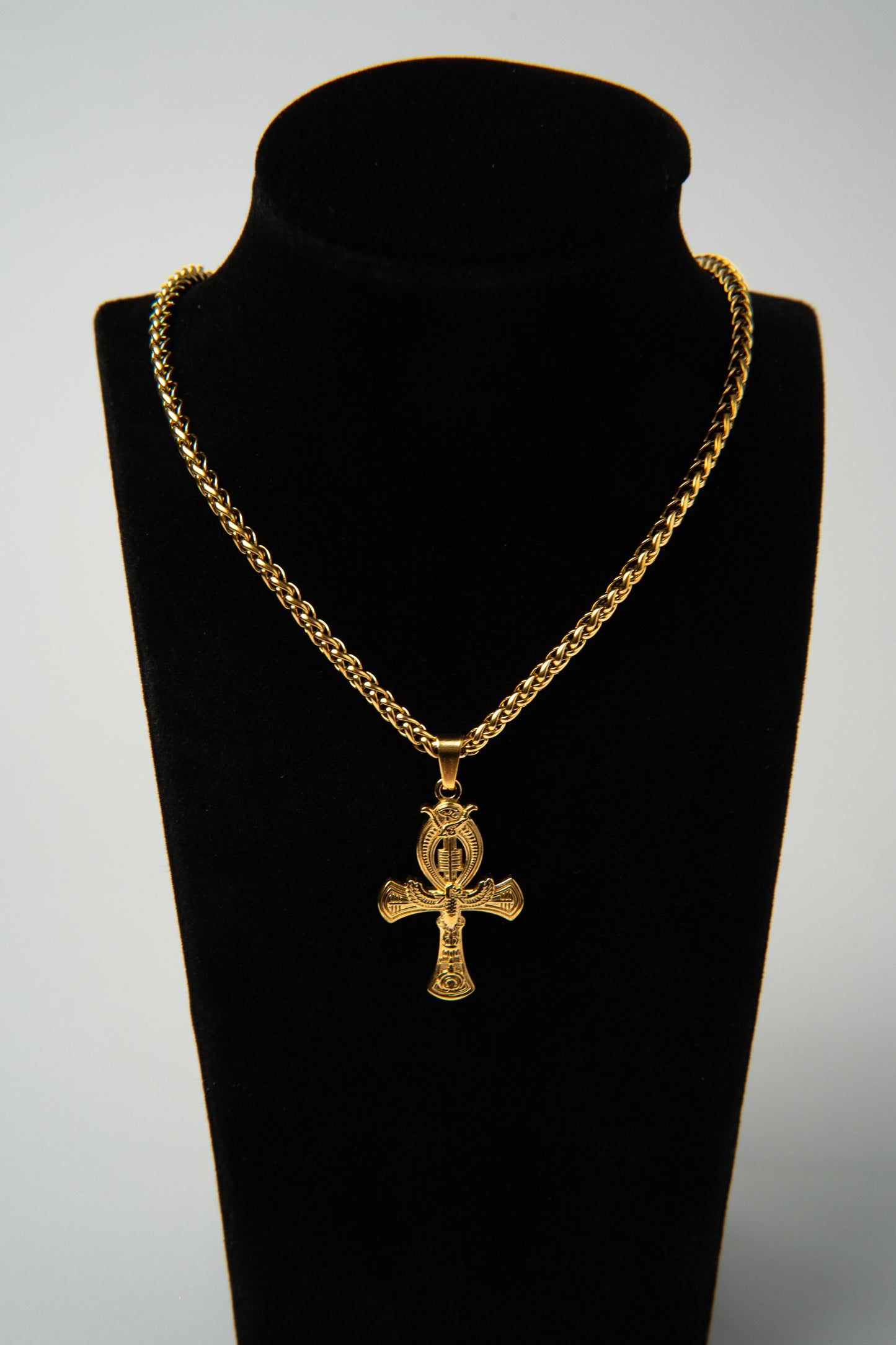 CADENA CRUZ EGIPCIA CABALLERO