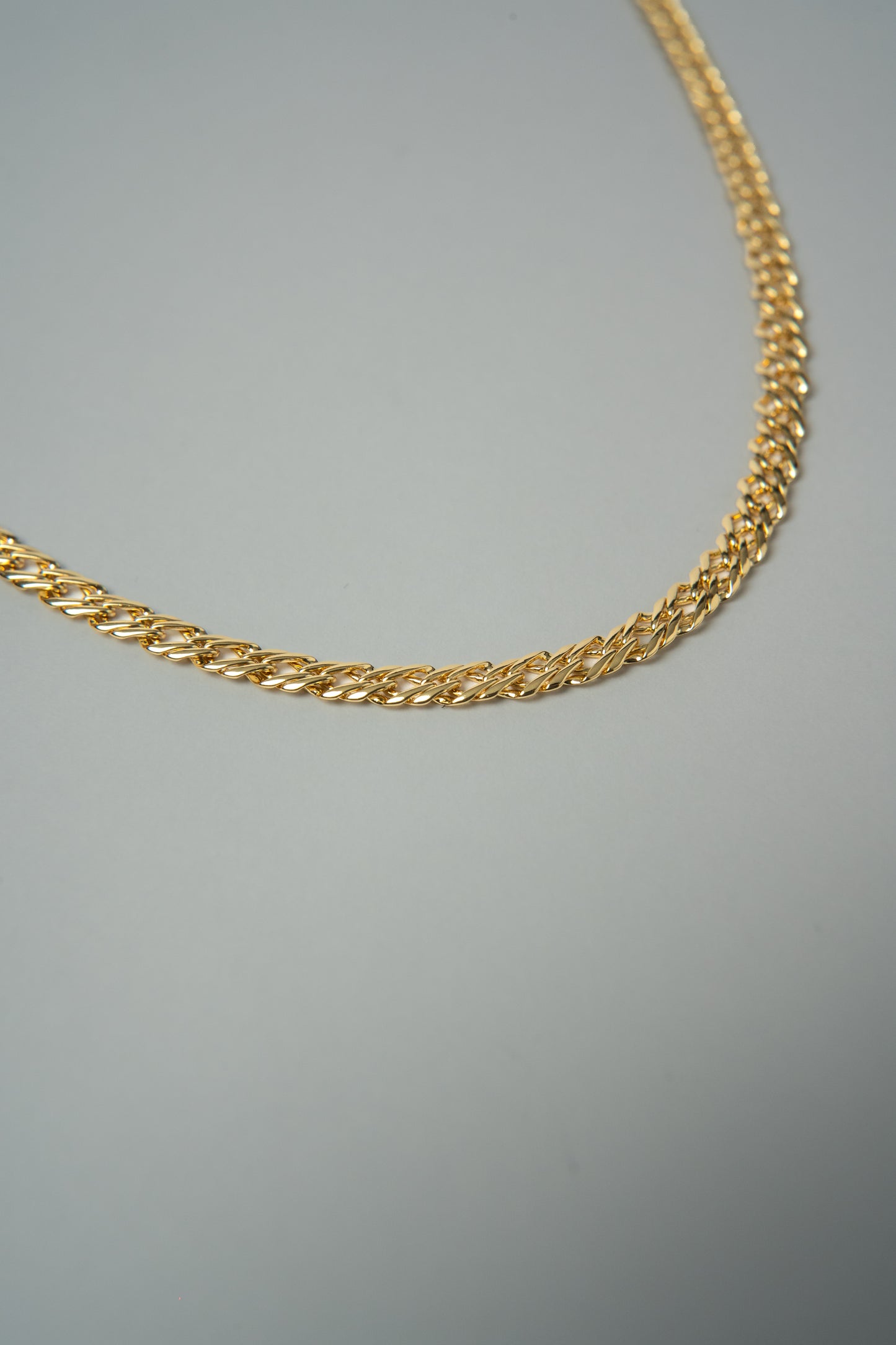 CADENA ENTRELAZADA DAMA