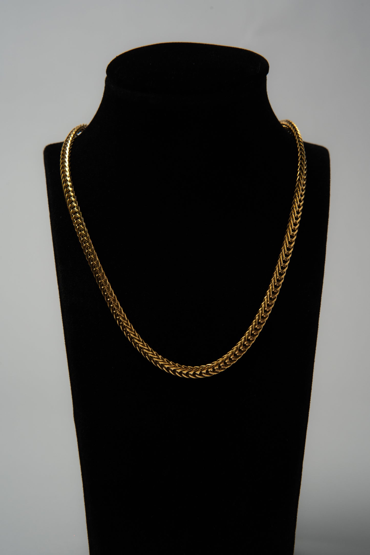 CADENA ESCAMA CABALLERO