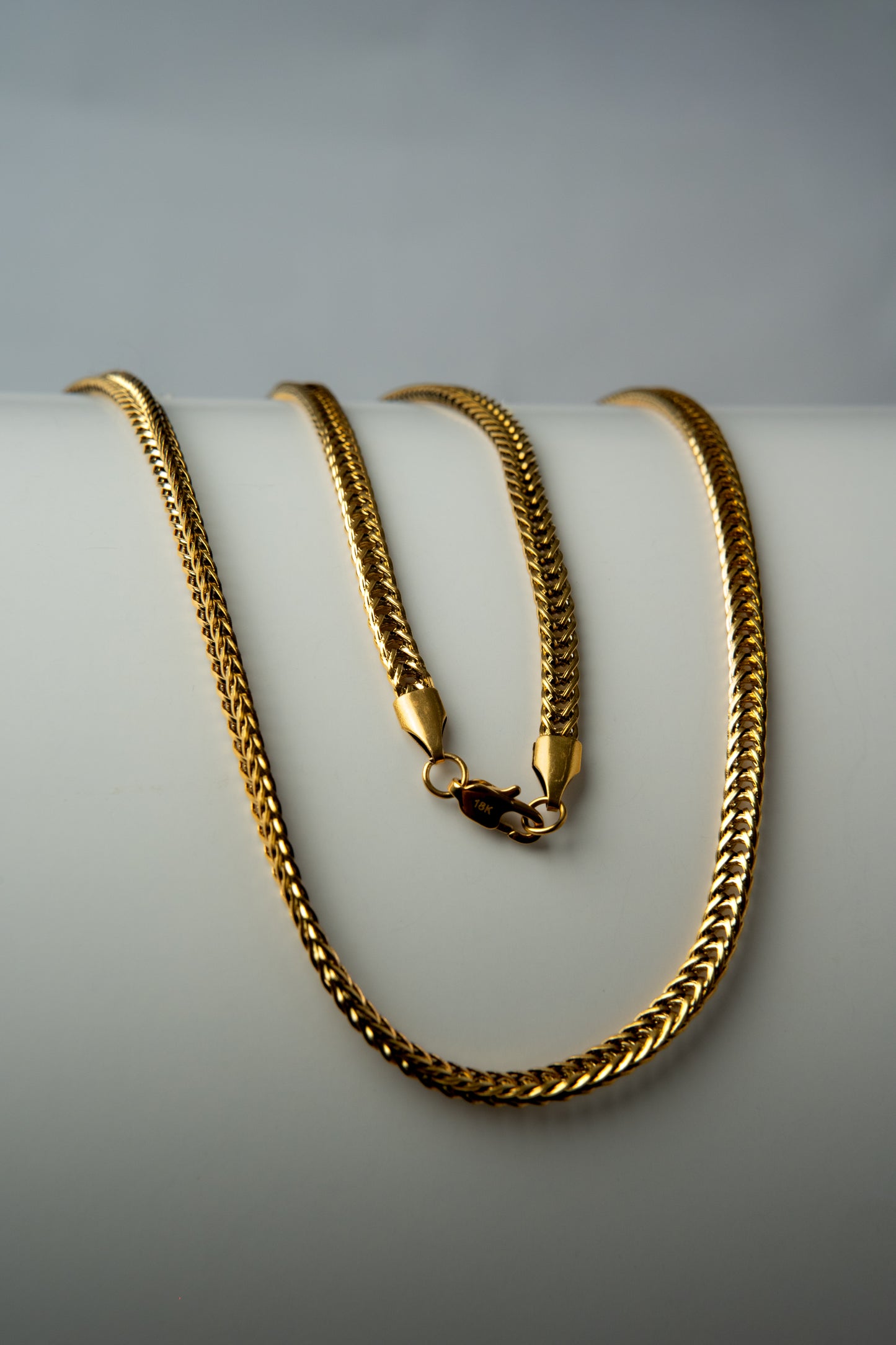 CADENA ESCAMA CABALLERO