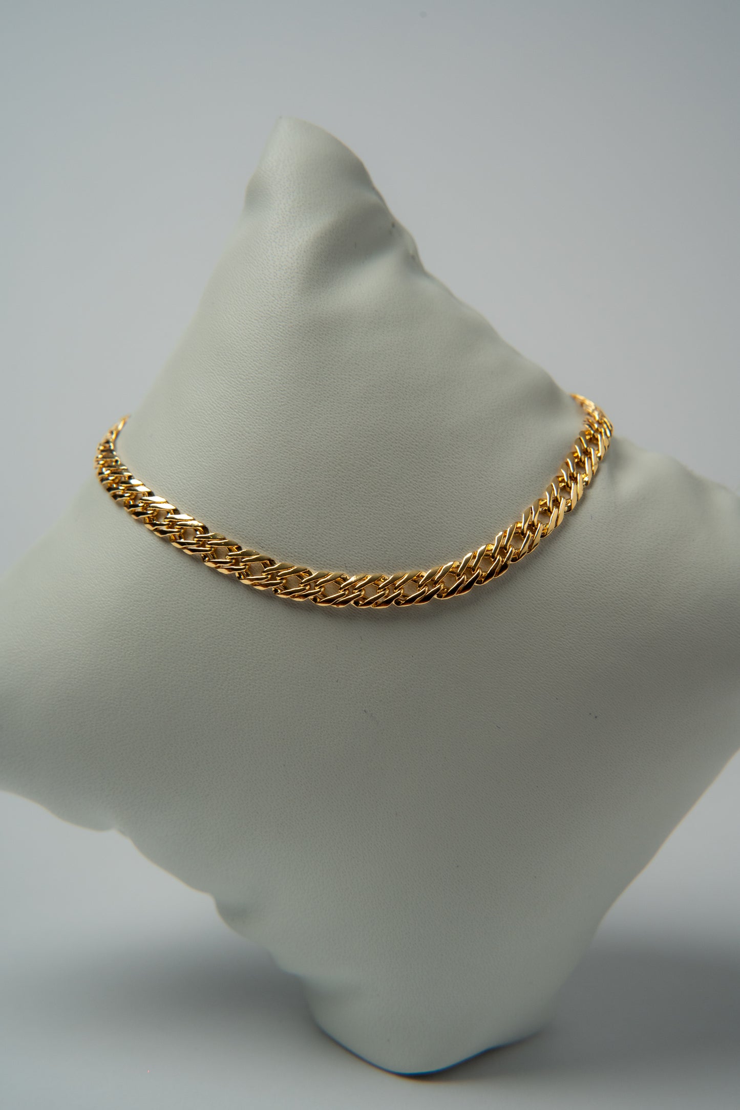 PULSERA ENTRELAZADA DAMA